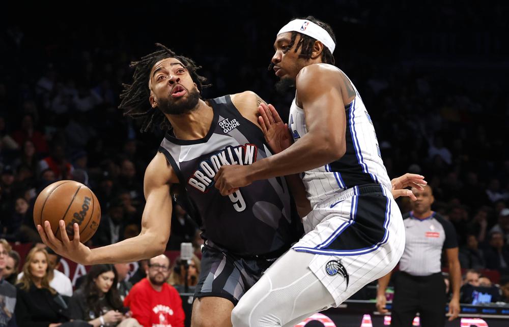 中所表现出 中所表现出