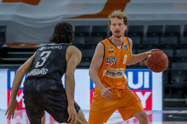 为自己的职 为自己的职